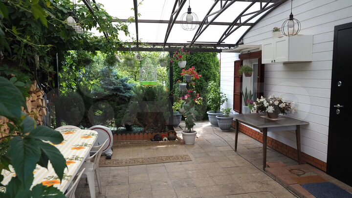 Дом 110 м² на участке 6 сот.