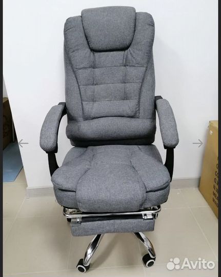 Офисное компьютерное кресло