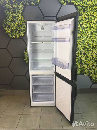 Холодильник б/у beko CN3222