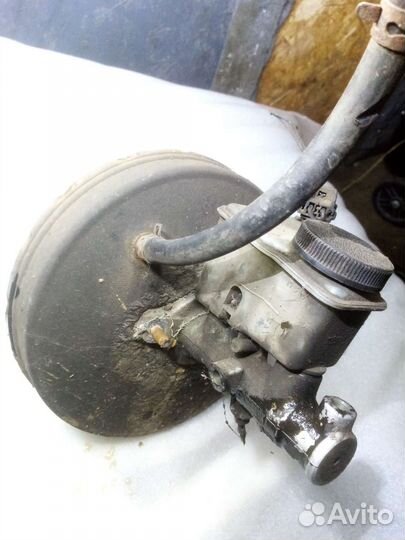 Главный тормозной цилиндр Mazda 323 2001