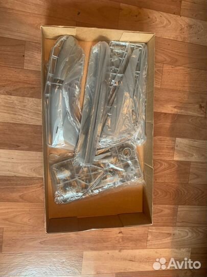 Модель самолета 1/144 Boeing 777-300