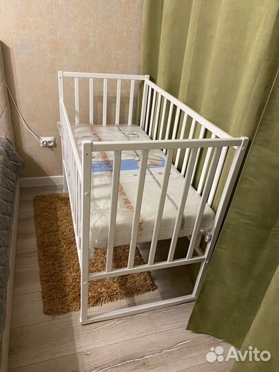 Детская кровать с матрасом