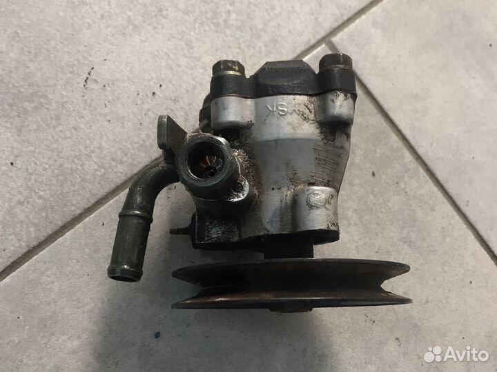 Гур Hyundai Sonata 1997г 2.0л g4cpv