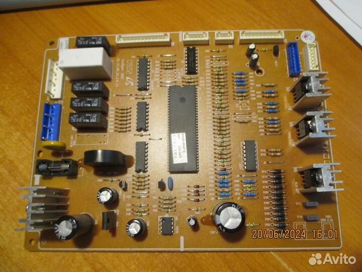 Запчасти от холодильника samsung RS-20crmb