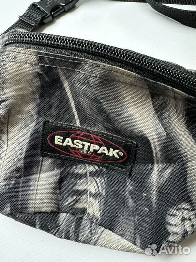 Сумка Eastpak Feathers Bag