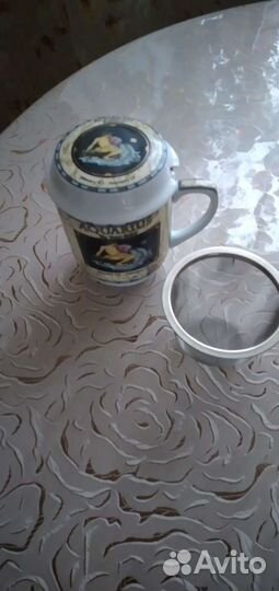 Кружка чайная с крышкой,ситечком и ложкой