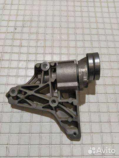 Кронштейн компрессора кондиционера VAG 1.2 CBZ