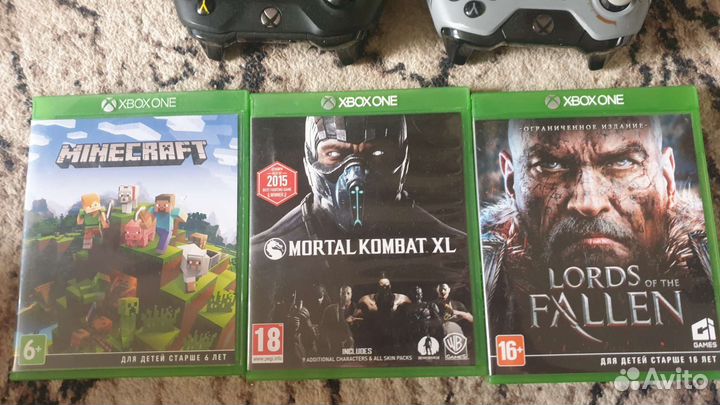 Xbox one X 4K + kinnect + игры + gamepad 4шт