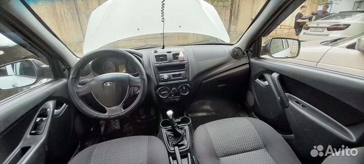 LADA Kalina 1.6 МТ, 2014, 199 900 км