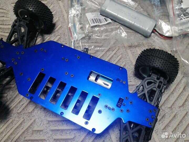 Радиоуправляемая машина 1 10