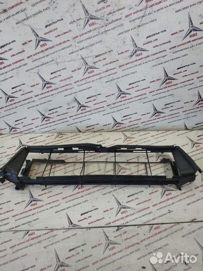 Воздухозаборник интеркулера w203 Mercedes