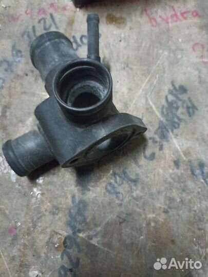 Охлаждение тройник(Sharan, Ford galaxi, Alhambra)