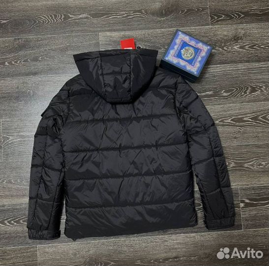 Легкие куртки Hugo Boss эргономичные