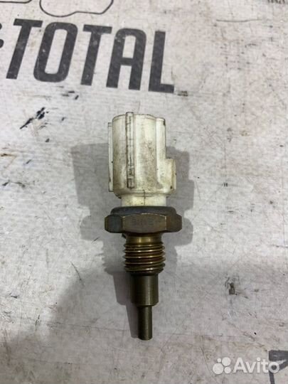 Датчик температуры охлаждающей жидкости Toyota