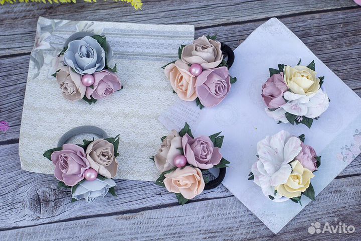 Резинки для волос с цветами