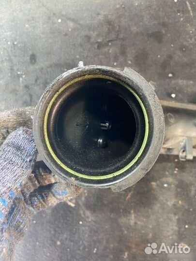 Патрубок интеркулера Skoda Octavia A5 1Z