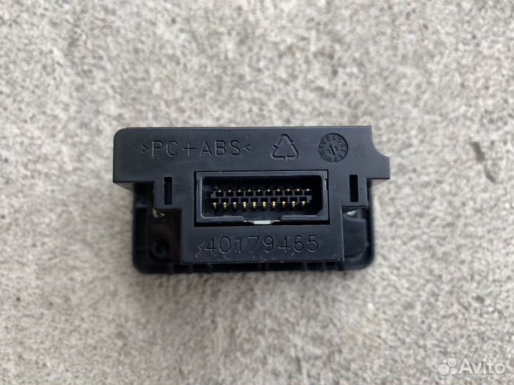 Разъем AUX / USB Land Rover Range Rover