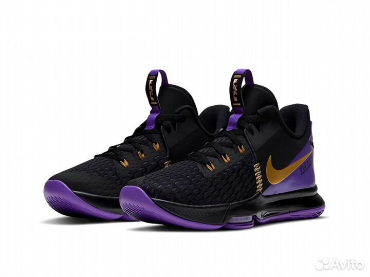 Nike LeBron Witness 5