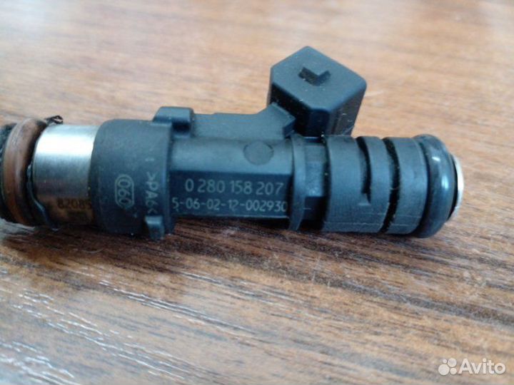 Форсунка Ford Focus 3 2010