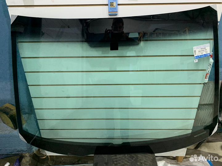 Лобовое стекло Honda Accord