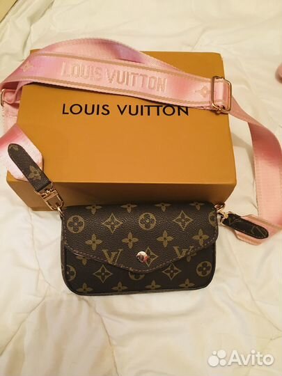 Сумка Louis Vuitton клатч pochette lv