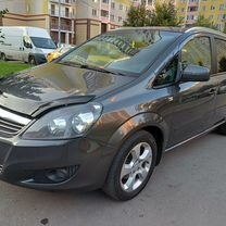 Opel Zafira 1.8 MT, 2012, 203 530 км, с пробегом, цена 790 000 руб.