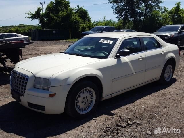 Разбор на запчасти Chrysler 300C 2004-2011