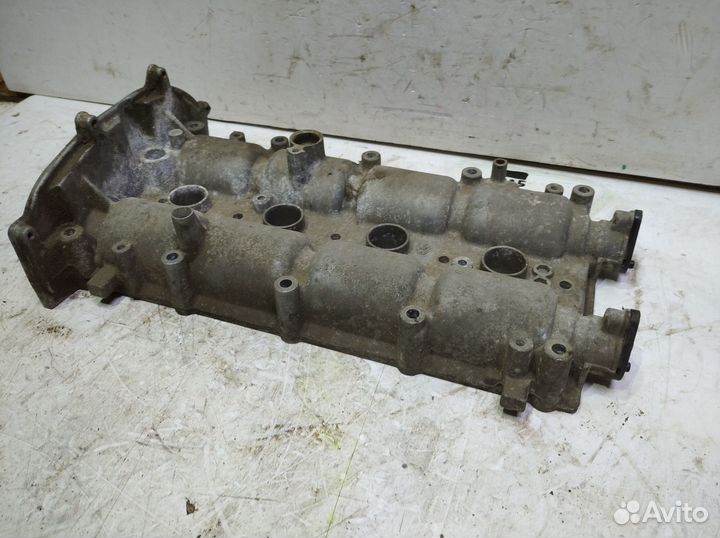 Клапанная крышка Volkswagen Polo 1.6 CFN