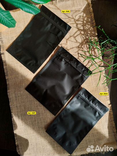 Пакет дой пак металлизированный черный матовый