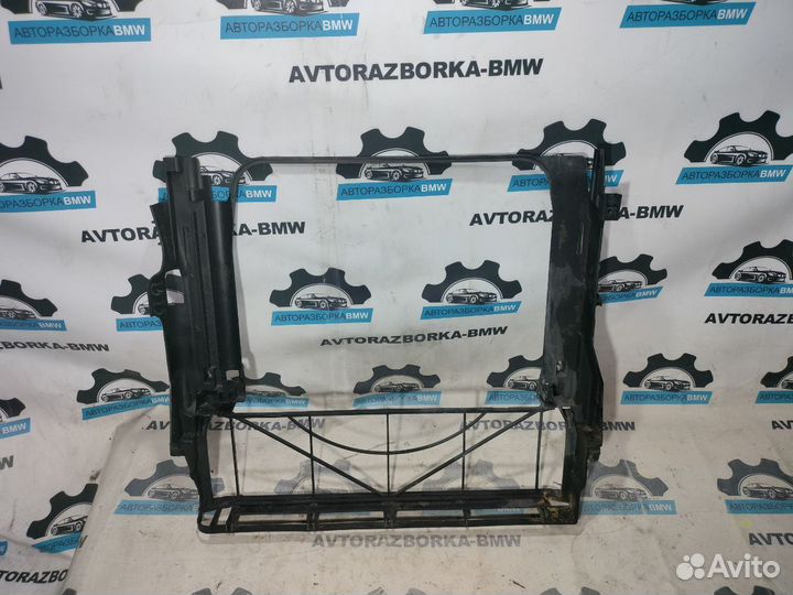 Рамка радиатора BMW X5 E53 LCI