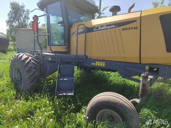 Самоходная косилка Challenger WR9740