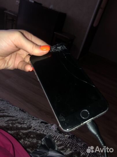 iPhone 6S, 16 ГБ