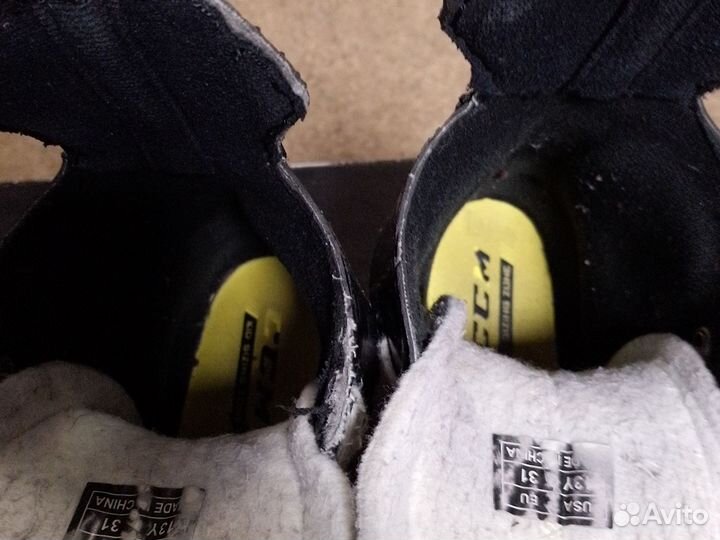 Коньки хоккейные CCM 9040, 31 EU, 13 Y