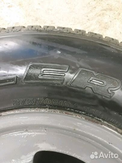 Bridgestone Dueler H/T D689 275/70 R16