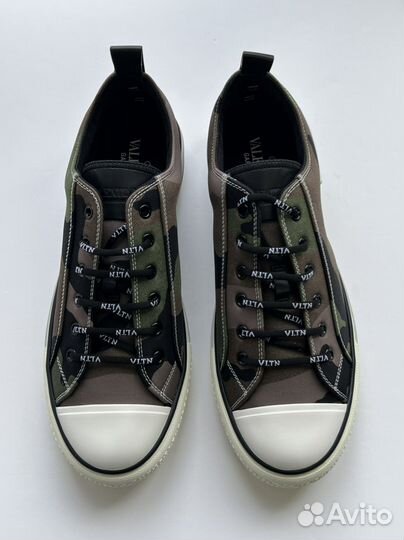 Valentino, Valentino Garavani, кеды