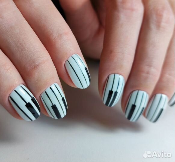 Маникюр и педикюр