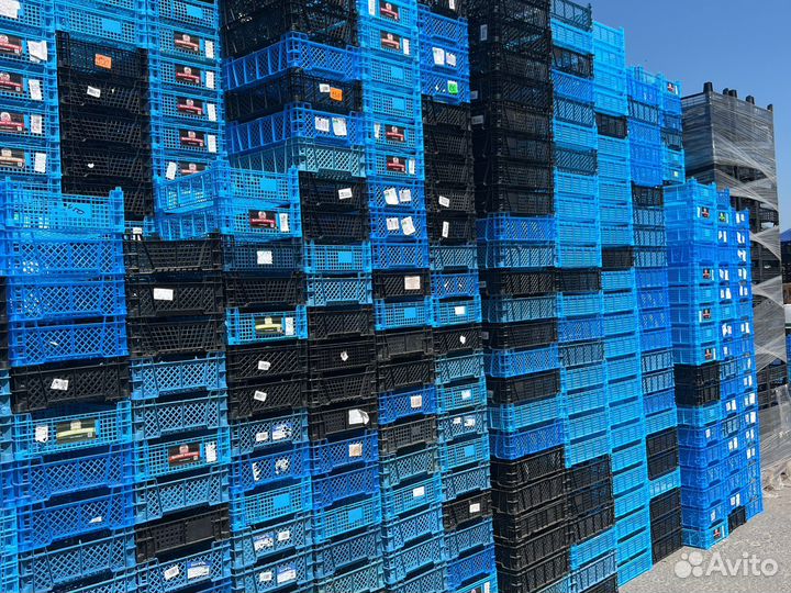 Пластмассовый Ящик