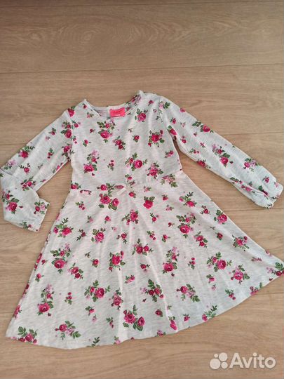 Платья, 4,5 возможно и 6 лет