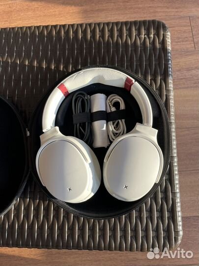 Беспроводные наушники skullcandy venue