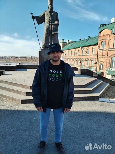 Плиточник и мастер уневерсал