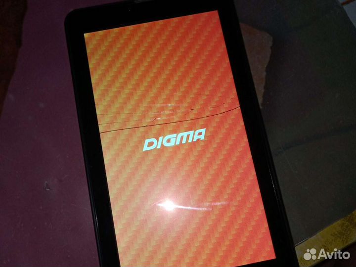 Планшет digma hit