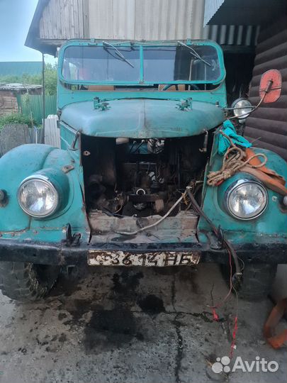 Подставка под лобовое газ 69