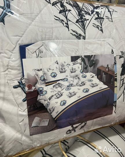 Постельное белье с одеялом и подушками