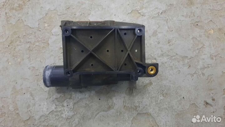 Фланец тройник Мазда LF 2.0 BK GH