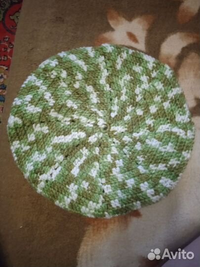 Берет вязаный