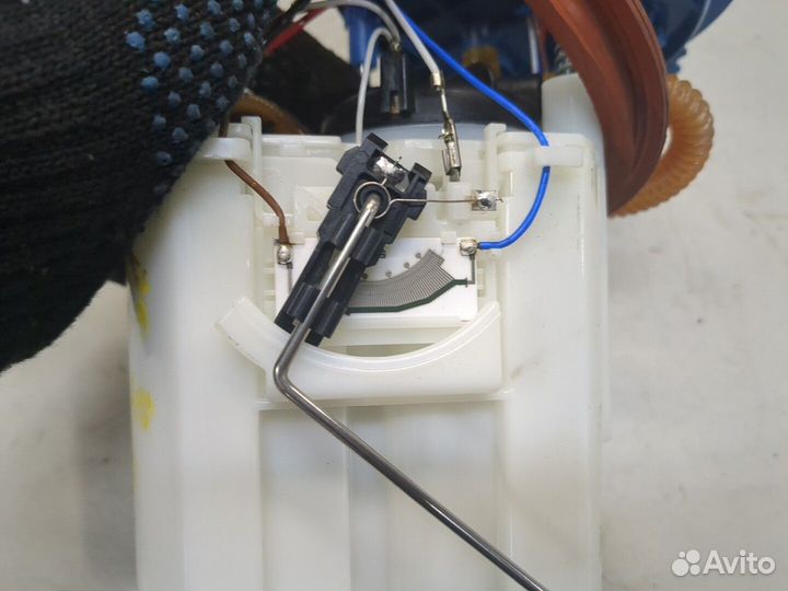 Насос топливный электрический Volkswagen Jetta 7 2