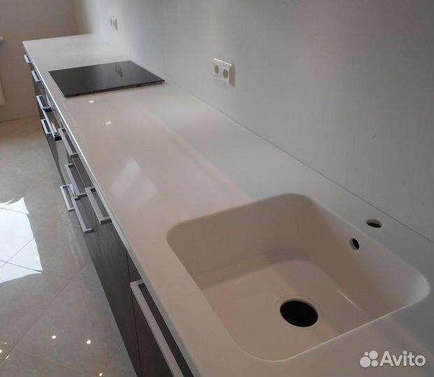 Столешница из камня (кварц, акрил)