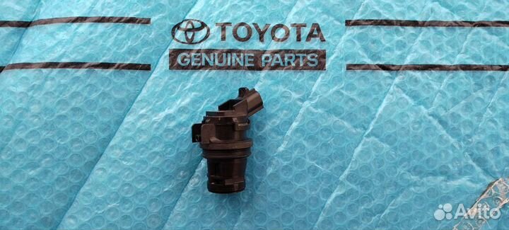 Моторчик стеклоомывателя Прадо 120 задний Оригинал