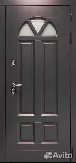 Крашенная входная дверь