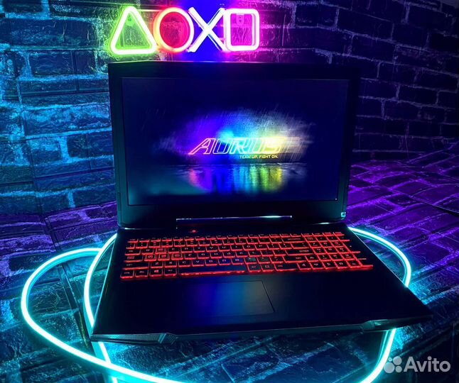 Игровой ноутбук MSI i7/8/256/GTX 1060 6GB